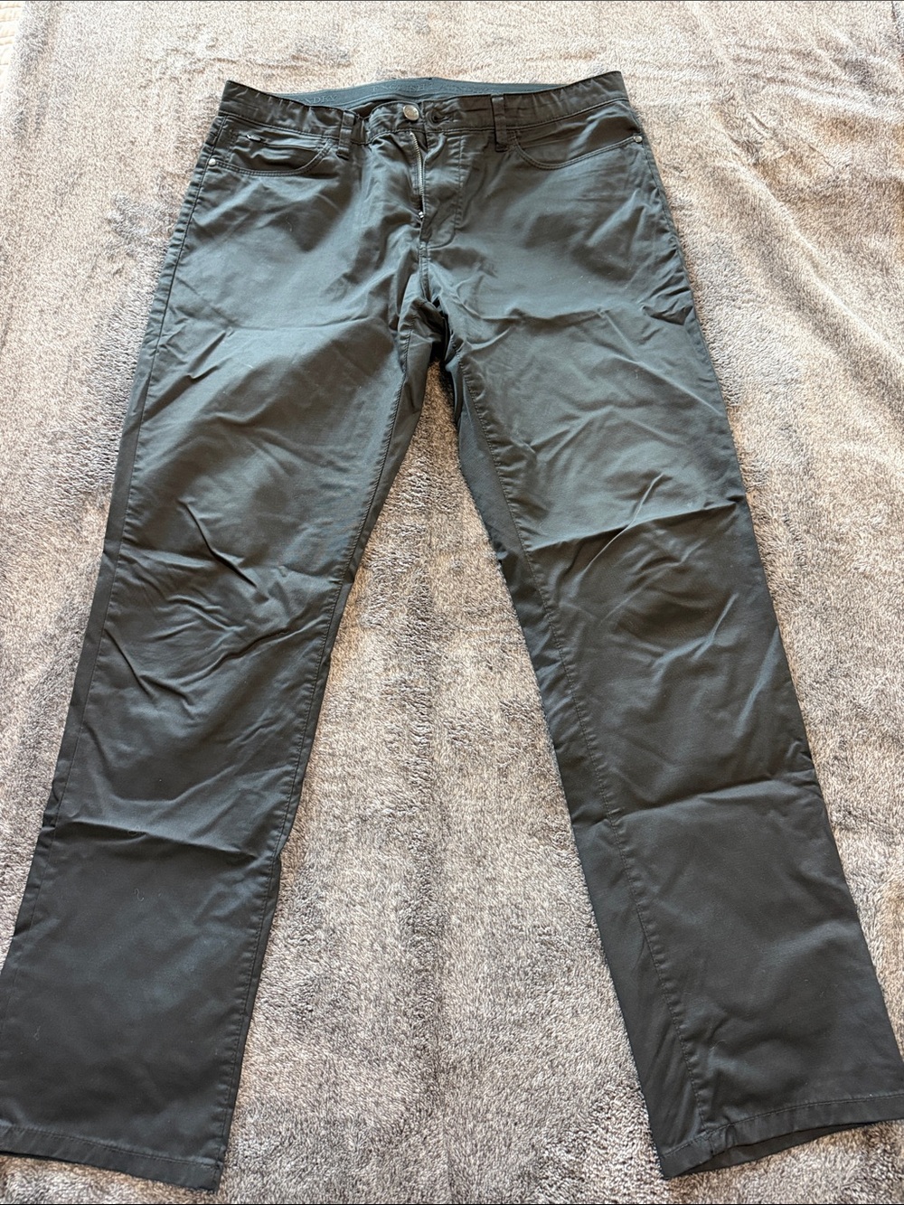 English Laundry Men's Black Chinos